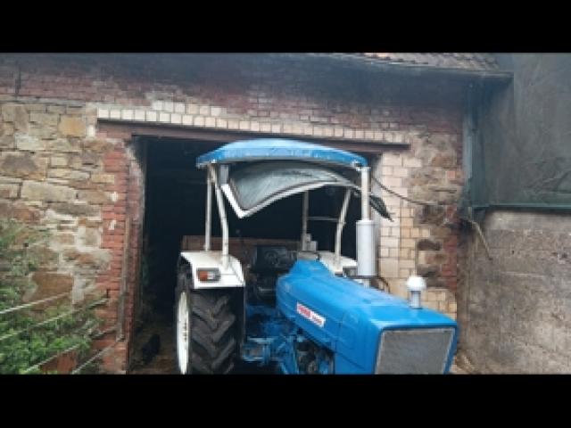 Ford 3000, Trecker, Schlepper - 1